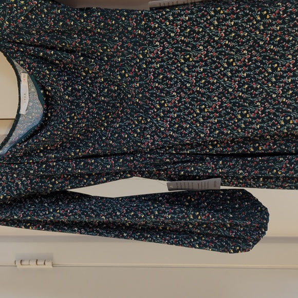 NWT Floral Fall Dress - Picture 3 of 4